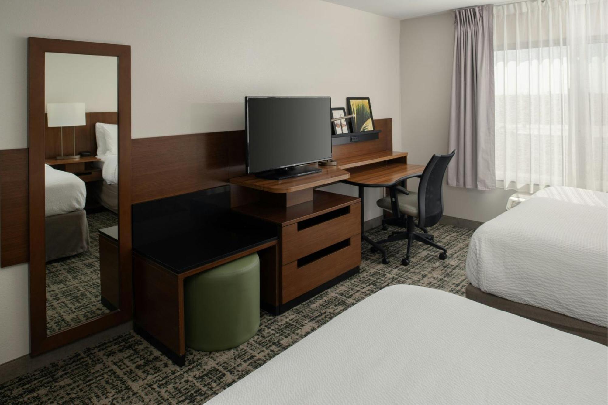 Fairfield Inn & Suites By Marriott Tampa Westshore/Airport Exterior photo